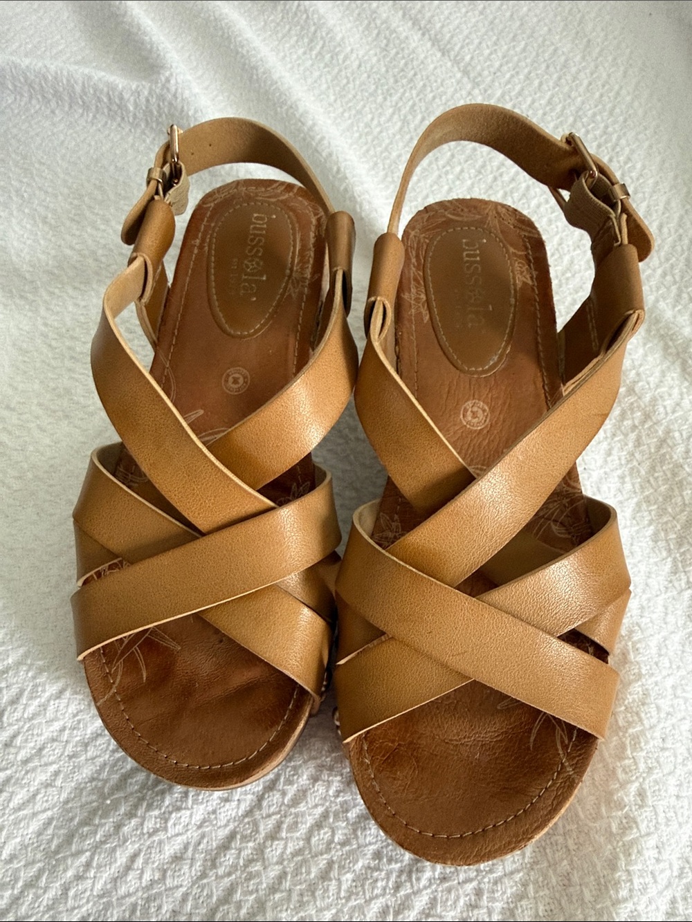 bussola Tan Leather Crisscross Strap Sandals